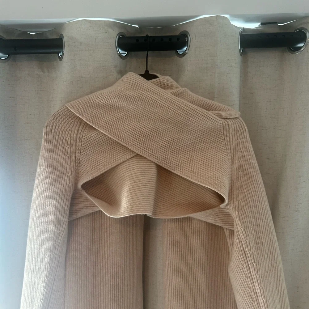Frame blush knit shrug - Picture 4 of 7